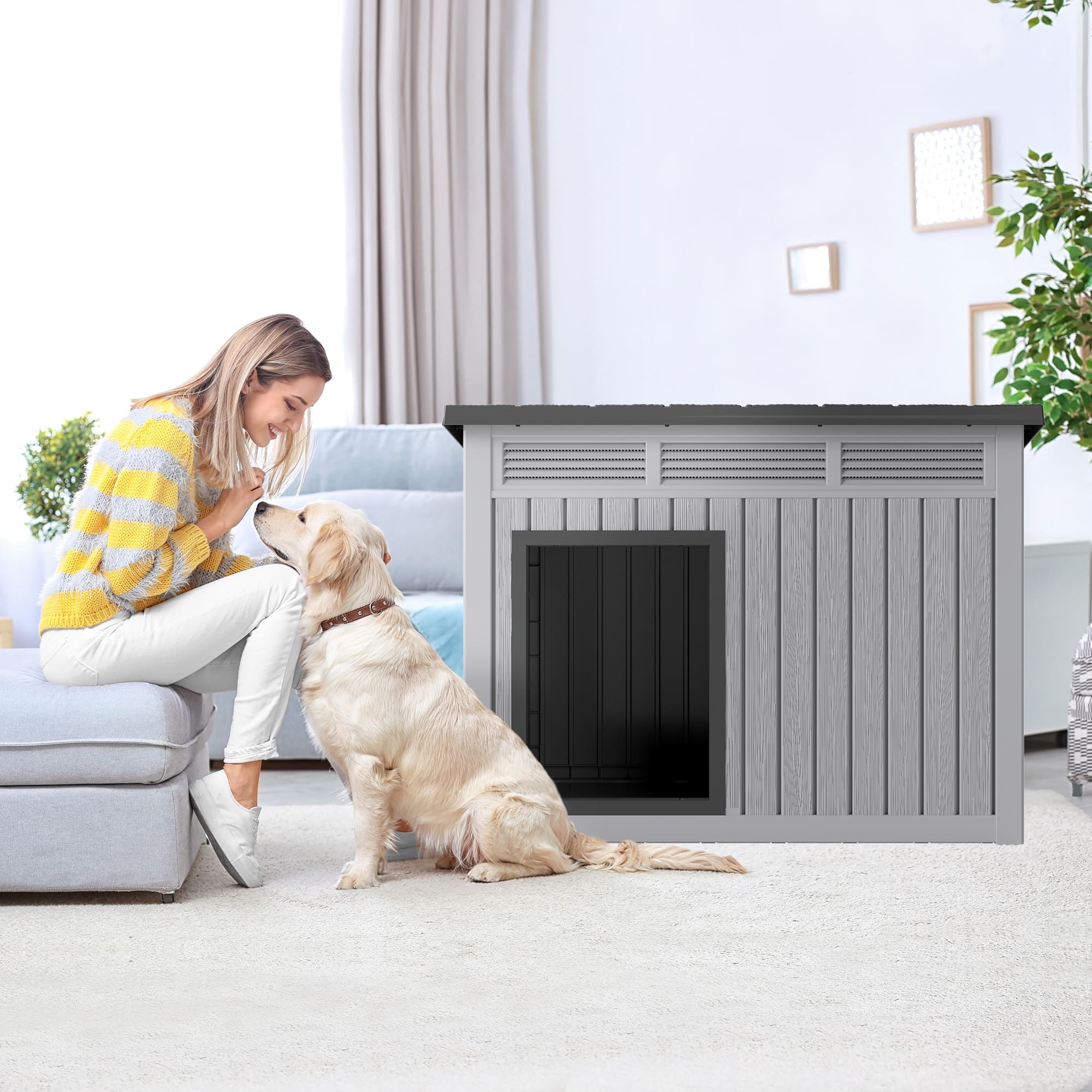 Slanted Roof Kennel for Large/Medium Dogs